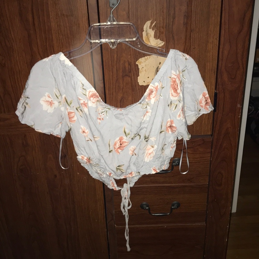 Crop top
